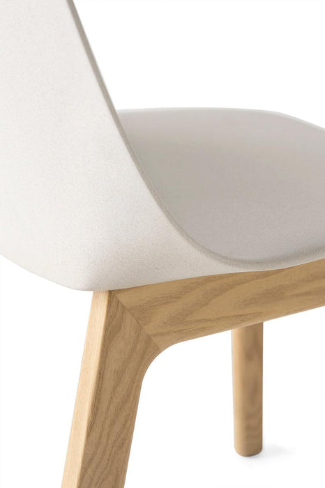 Vela CS2010 Dining Chair